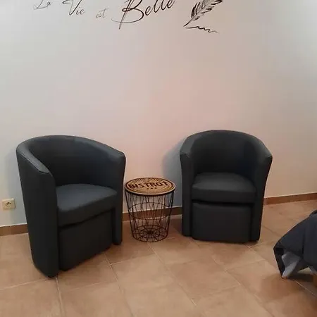 Le Petit Cocon Appartement Cerizay Buitenkant foto